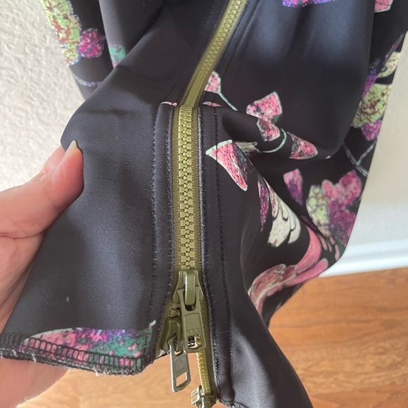 Byron Lars Beauty Mark Floral Midi Dress - Picture 10 of 15